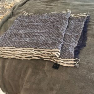 Gucci scarf